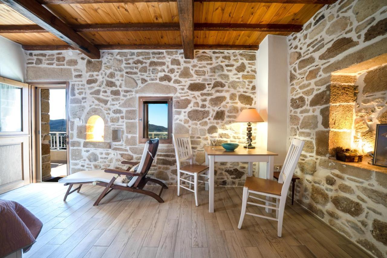 Апартаменти Mary'S Stone House Фаласарна Екстер'єр фото