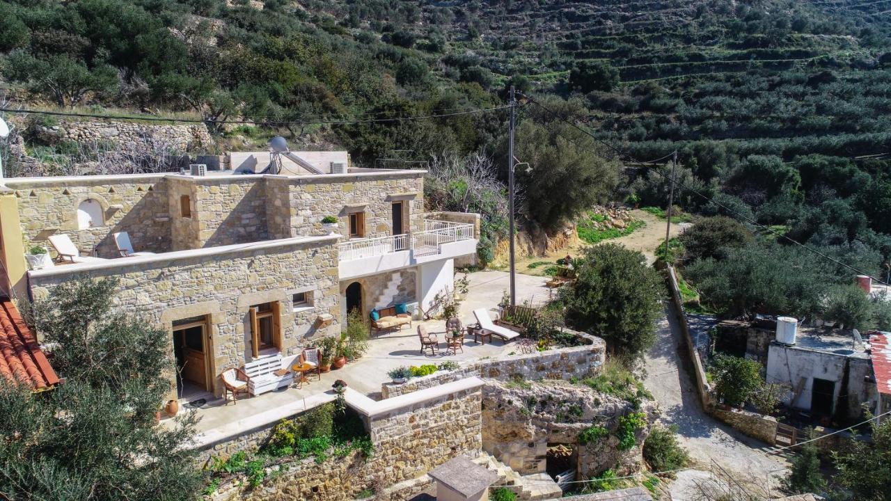 Апартаменти Mary'S Stone House Фаласарна Екстер'єр фото